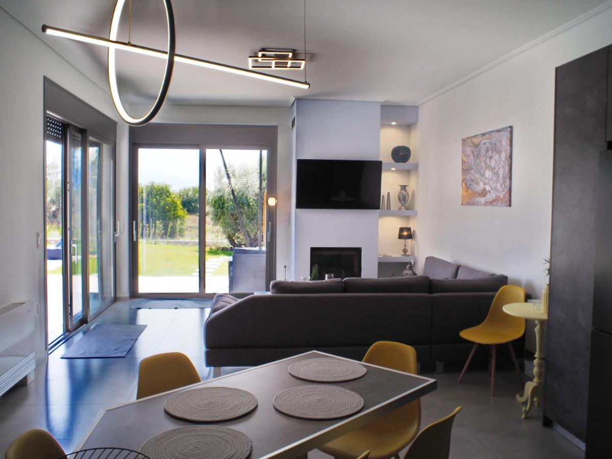 Nostos Luxury Villas With Private Pool In נפפקטוס מראה חיצוני תמונה