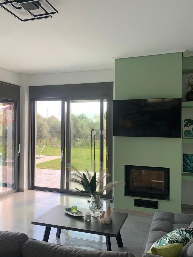Nostos Luxury Villas With Private Pool In נפפקטוס מראה חיצוני תמונה