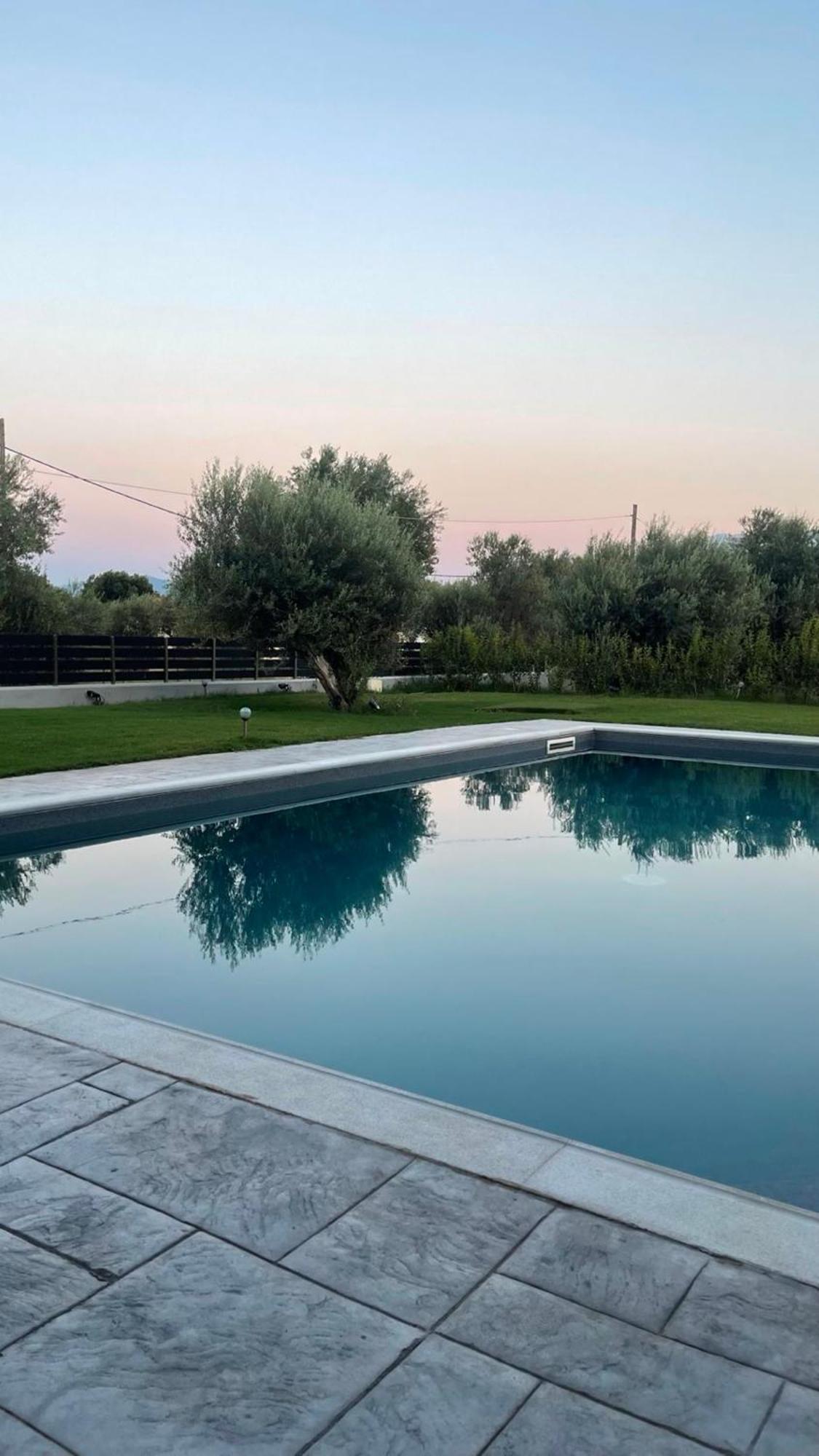 Nostos Luxury Villas With Private Pool In נפפקטוס מראה חיצוני תמונה